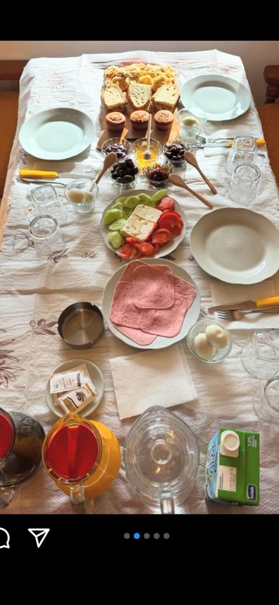 Villa Zefi Rrenc Papaj エクステリア 写真