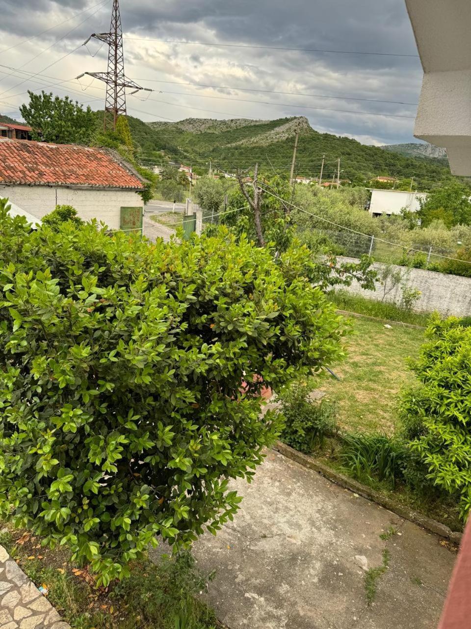 Villa Zefi Rrenc Papaj エクステリア 写真
